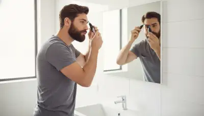 Der perfekte Augenbrauentrimmer für Männer